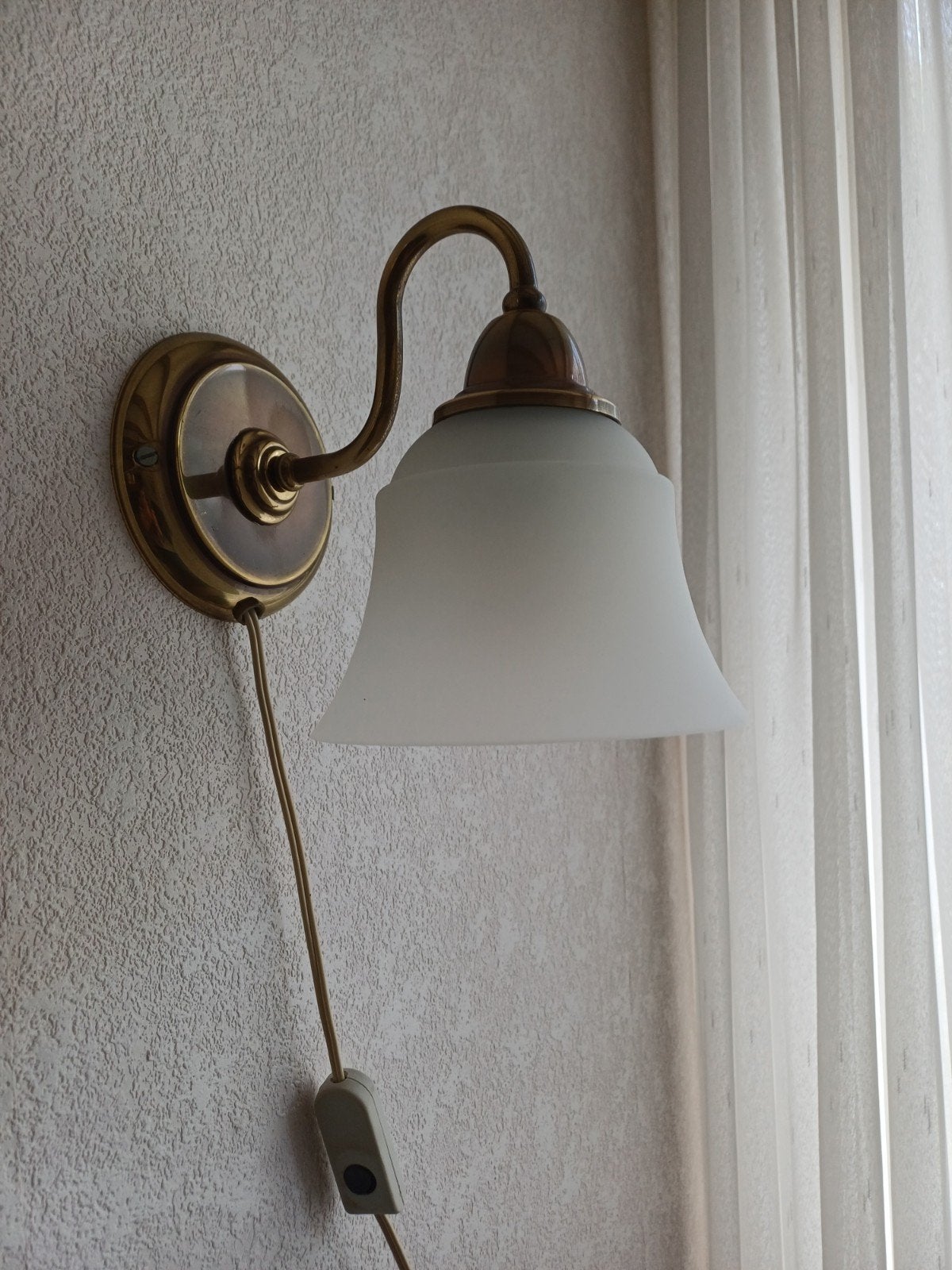 Wandlamp    alleen ophalen, Ophalen
