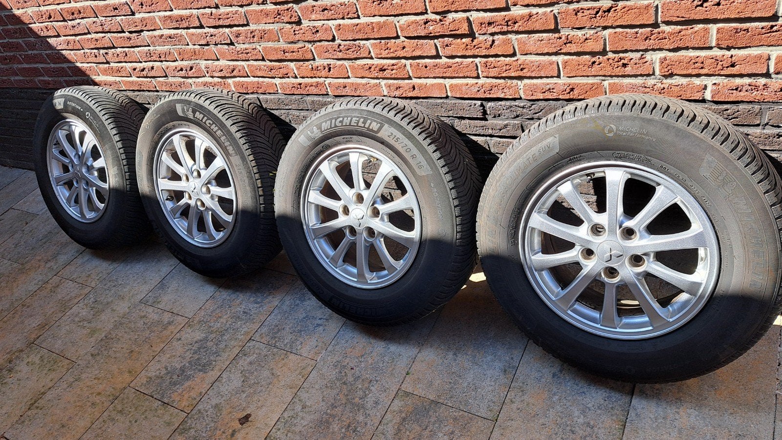 16 inch velgen 5x114,3 met Michelin All Season banden, Ophalen, Gebruikt