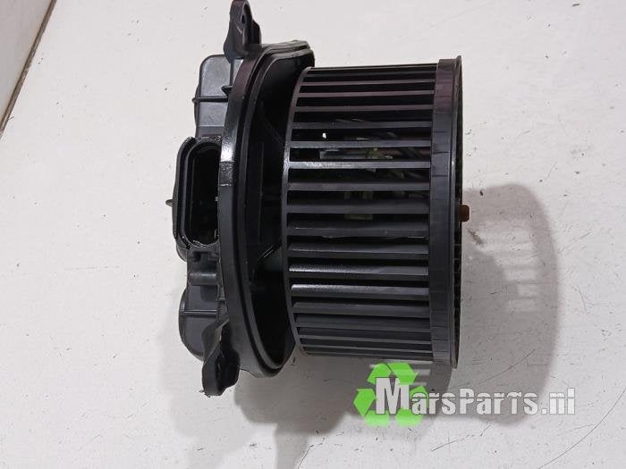 Kachel Ventilatiemotor van een Opel Vivaro, Gebruikt, -, -, Opel