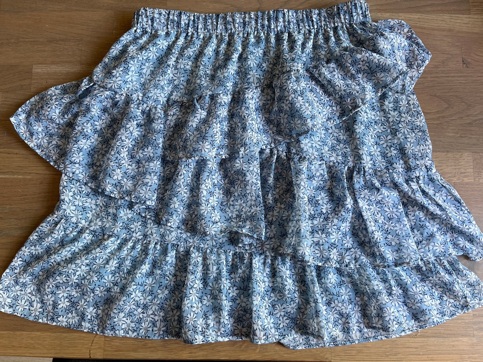 lBlauwe Rok met Bloemenprint - Maat M, Kleding | Dames, Maat 38/40 (M), Blauw, Ophalen of Verzenden, Zo goed als nieuw