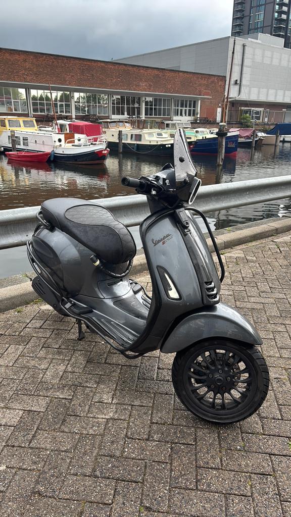 Vespa Sprint 50cc 4 takt, Fietsen en Brommers, Scooters | Vespa, Ophalen, Gebruikt, Overige modellen, Maximaal 45 km/u