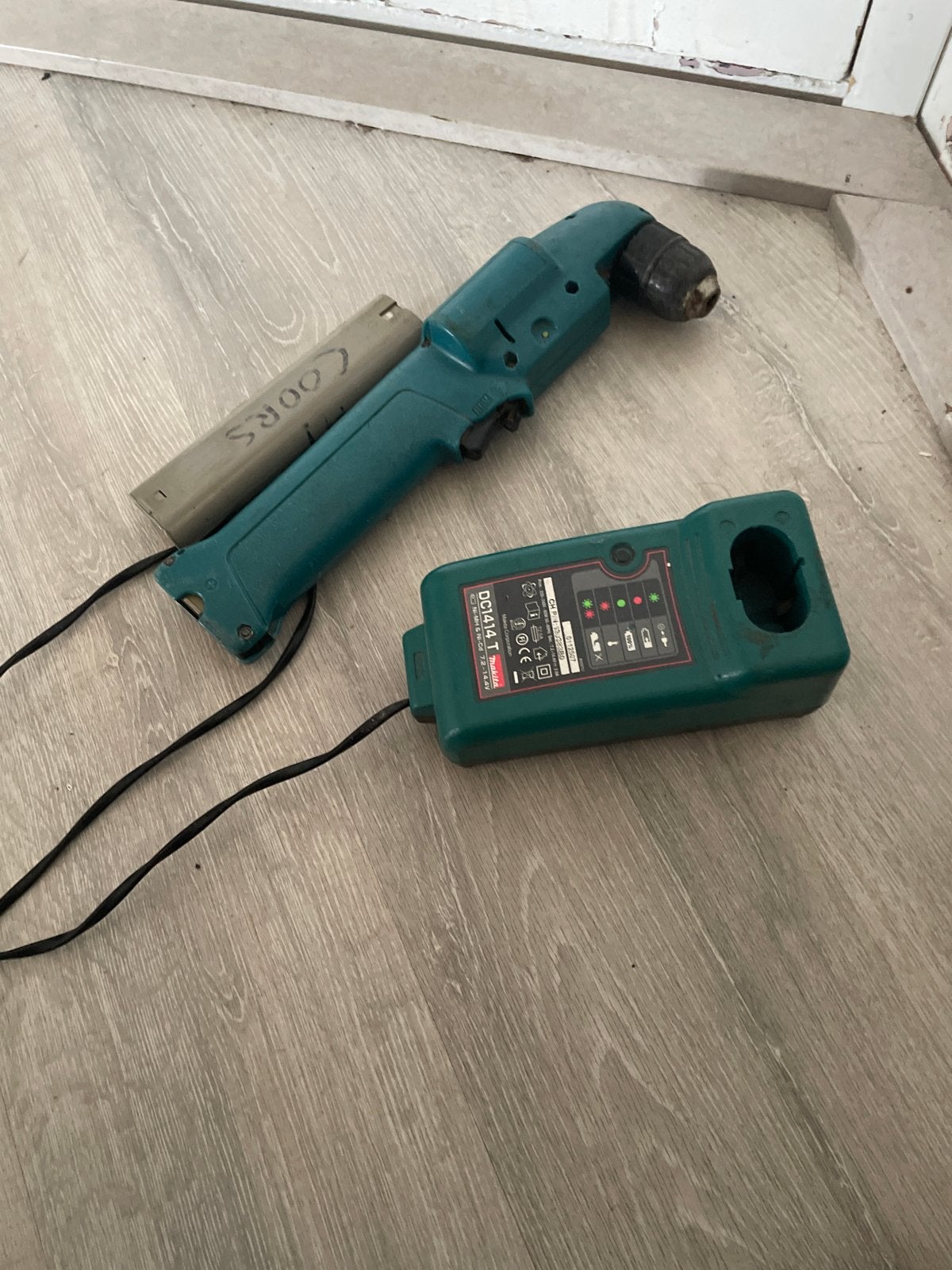 Makita Accu Boormachine met extra accu, Doe-het-zelf en Verbouw, Boormachine, Gebruikt, Variabele snelheid, Ophalen of Verzenden