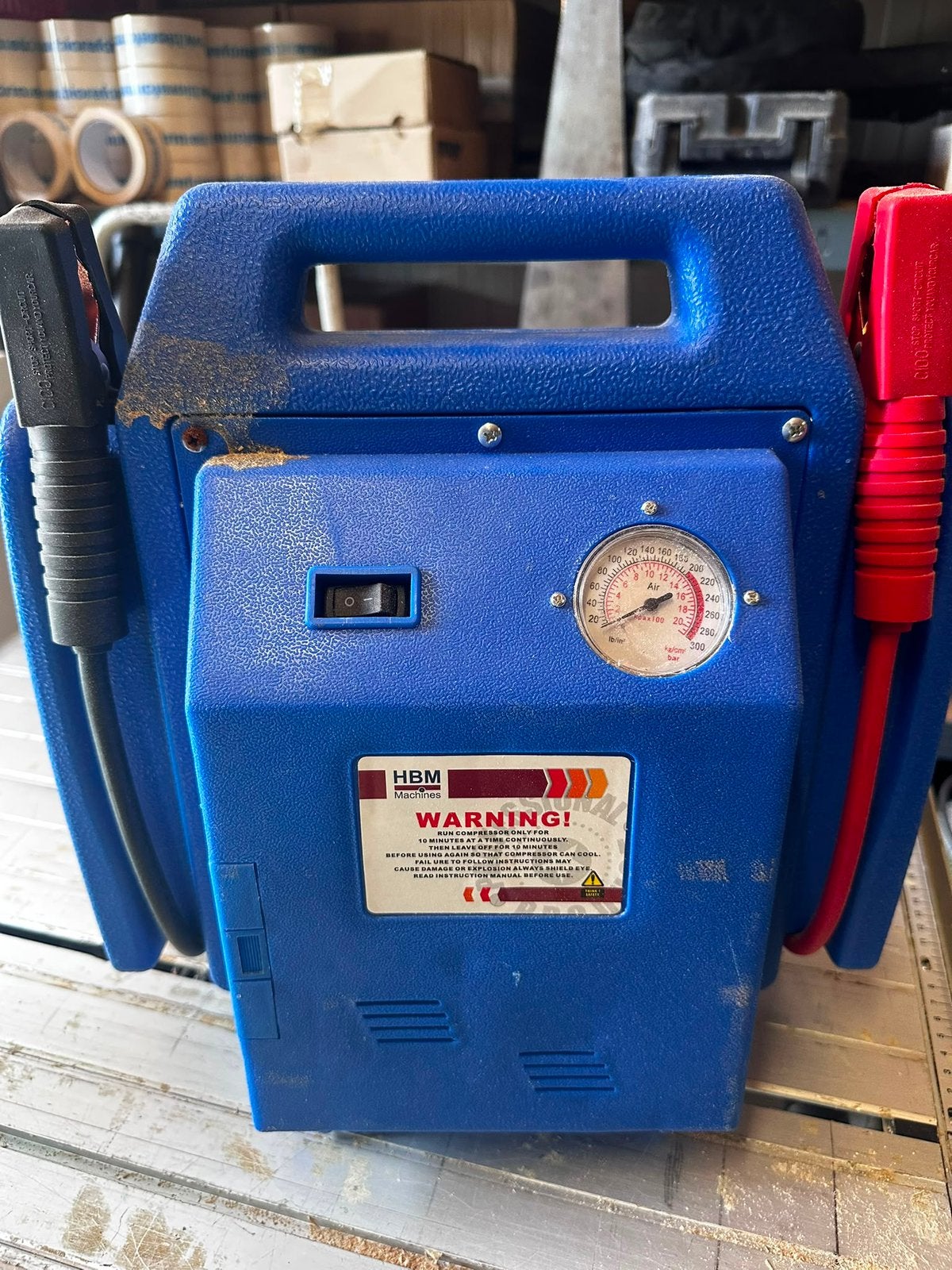 Accu autostarter jumpstarter HBM draagbaar, Ophalen