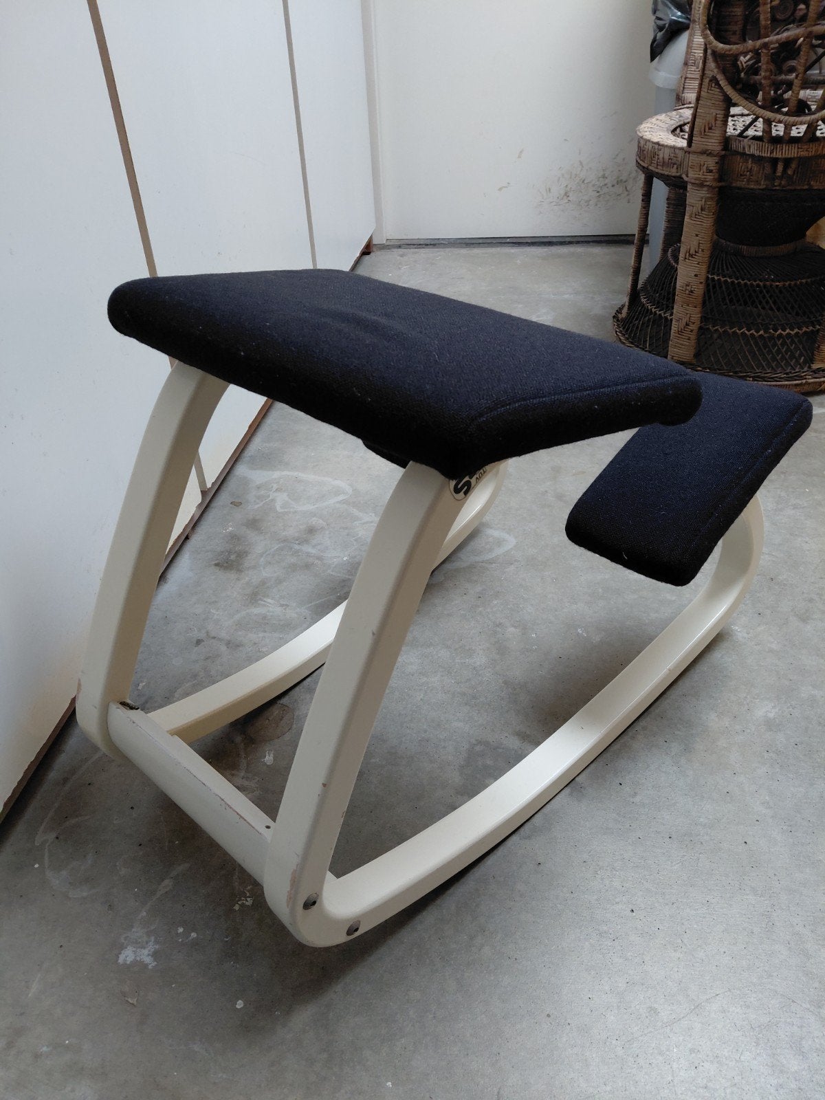 stokke variable balans kniestoel, Ophalen, Gebruikt, Wit, Eén