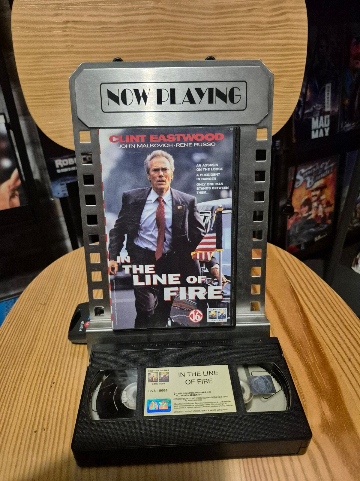 VHS: In the Line of Fire (NL ondertiteld), Ophalen of Verzenden