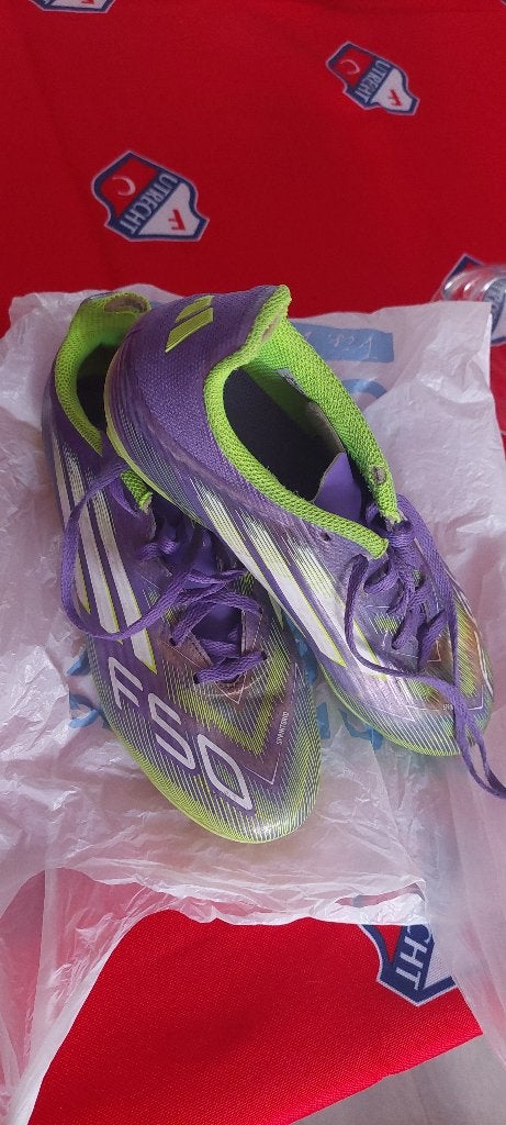 Voetbalschoenen maat 36, Sport en Fitness, Voetbal, Ophalen, Gebruikt, Maat XS of kleiner, Schoenen