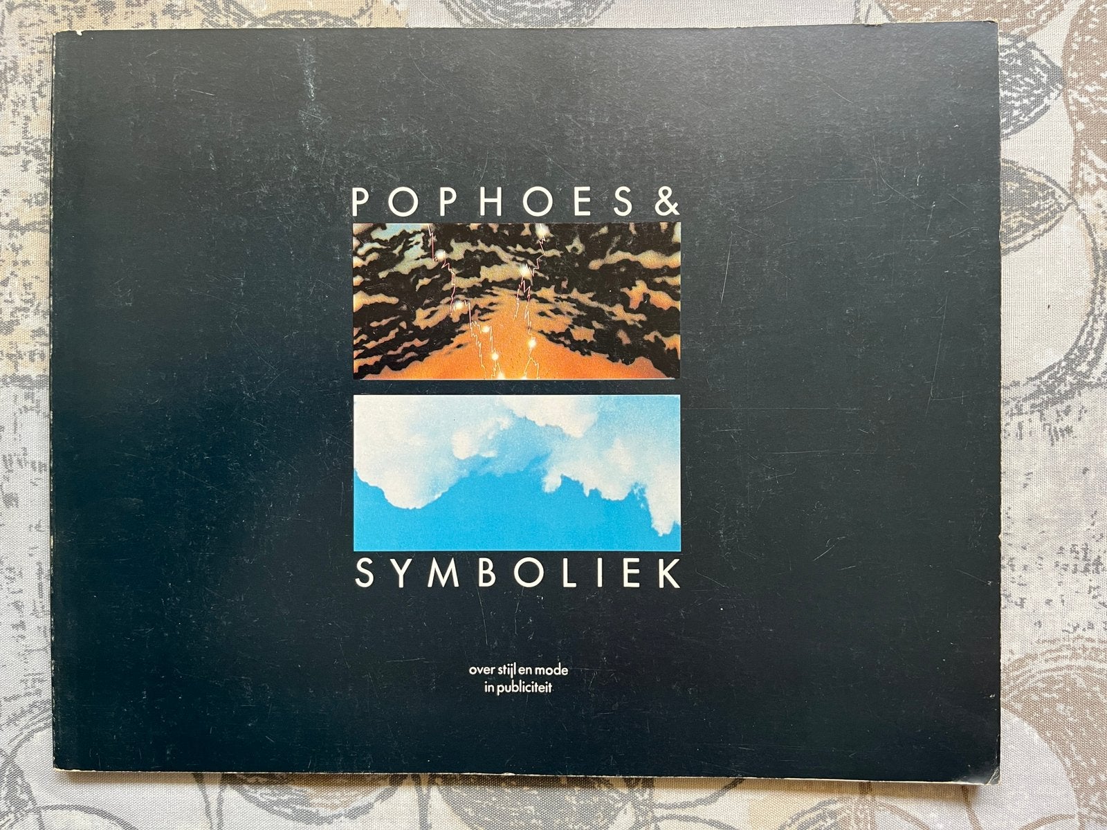 Pophoes & symboliek, Groninger museum 1982, Ophalen of Verzenden, Zo goed als nieuw, Overige onderwerpen