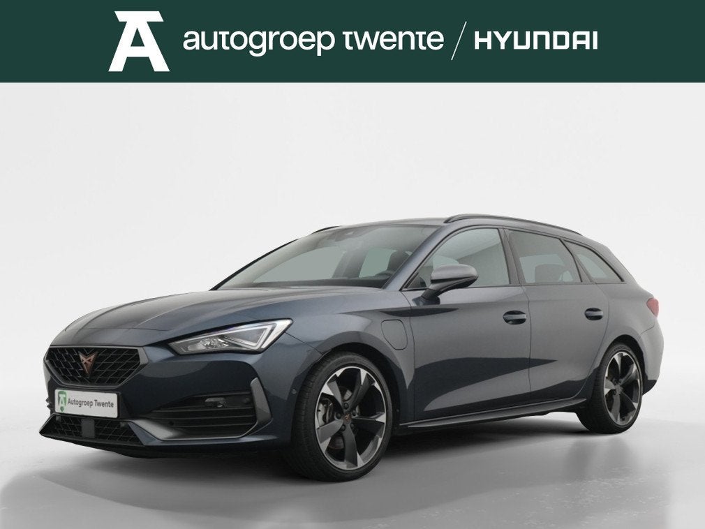 CUPRA Leon Sportstourer 1.4 e-Hybrid Bns | Navigatie | Stuur, Auto's, 12 maanden, Gebruikt, 4 cilinders, Leon