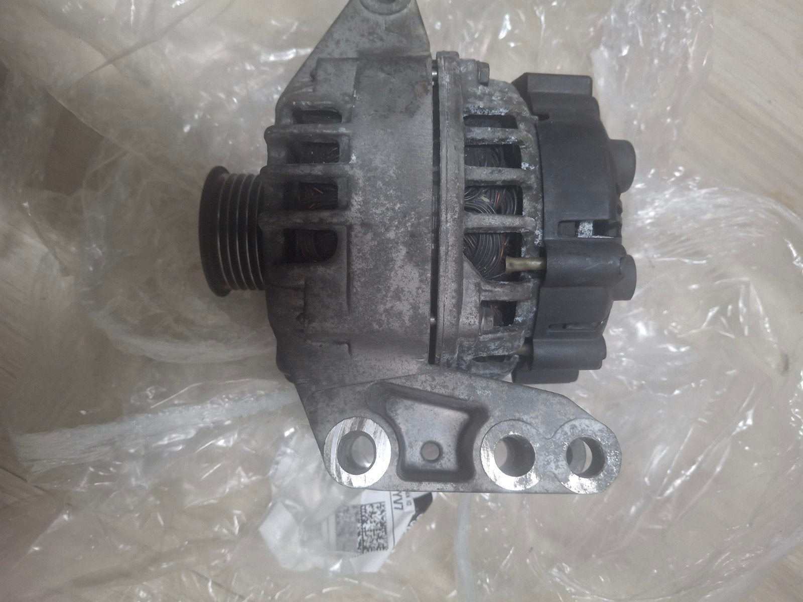 Originele Valeo Dynamo Ford Ka 1.3 / Fiesta - 4S5T-10300-AA, Auto-onderdelen, Ophalen of Verzenden, Gebruikt, Ford