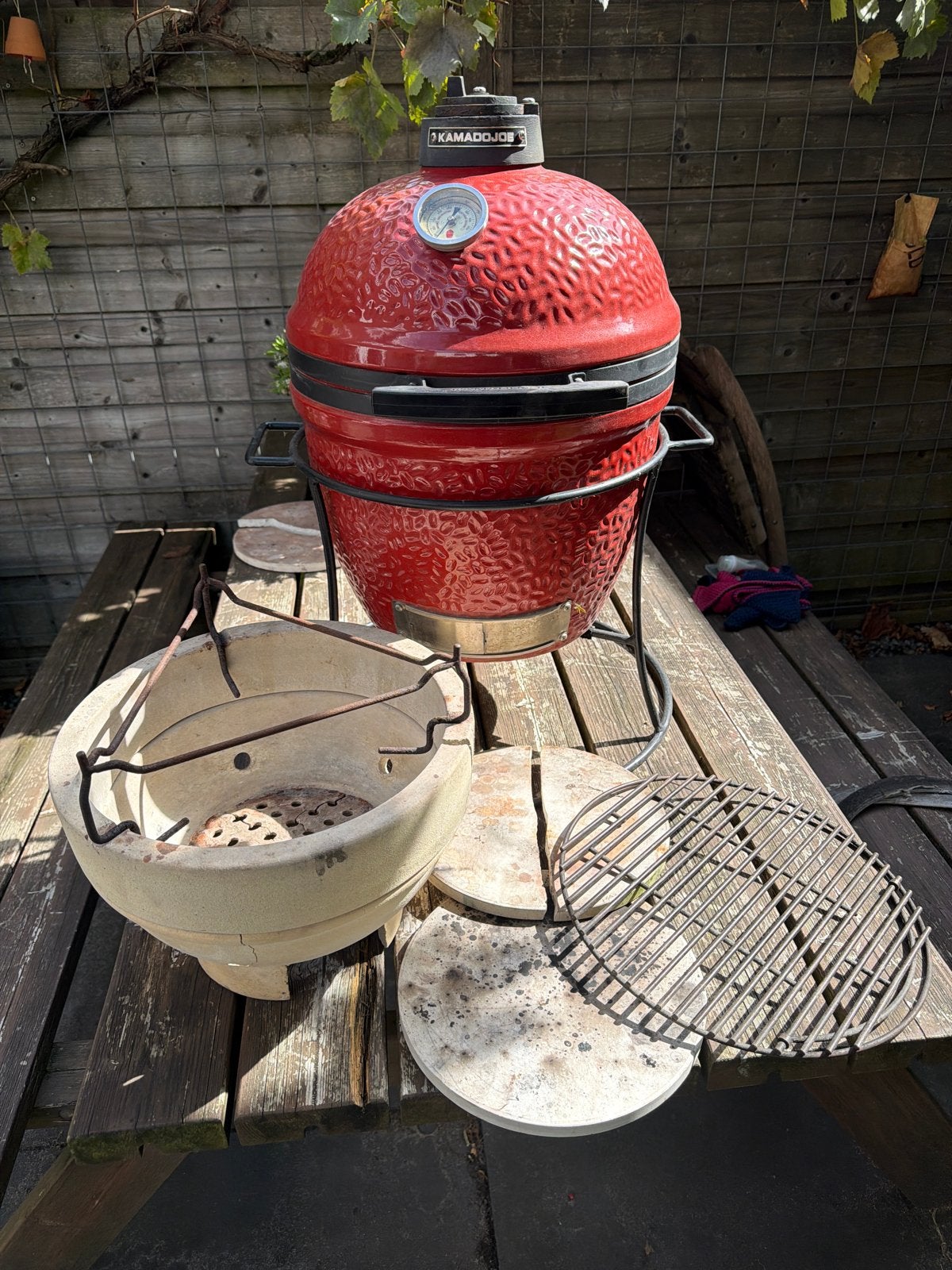 Kamado Joe Junior met standaard en beschermhoes, Ophalen, Gebruikt