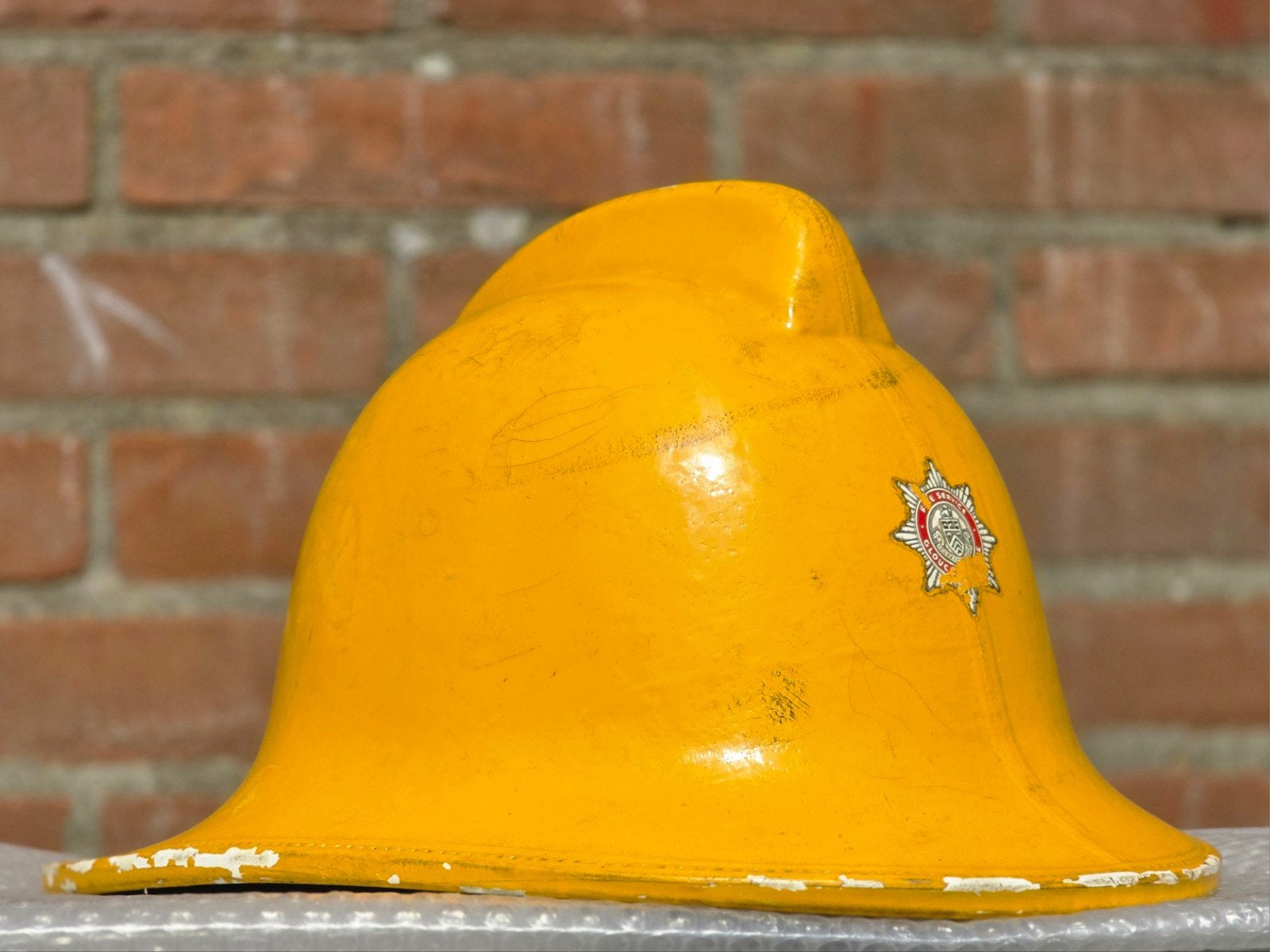 brandweerhelm brandweer Engeland Cromwell, Ophalen of Verzenden, Landmacht, Nederland, Embleem of Badge