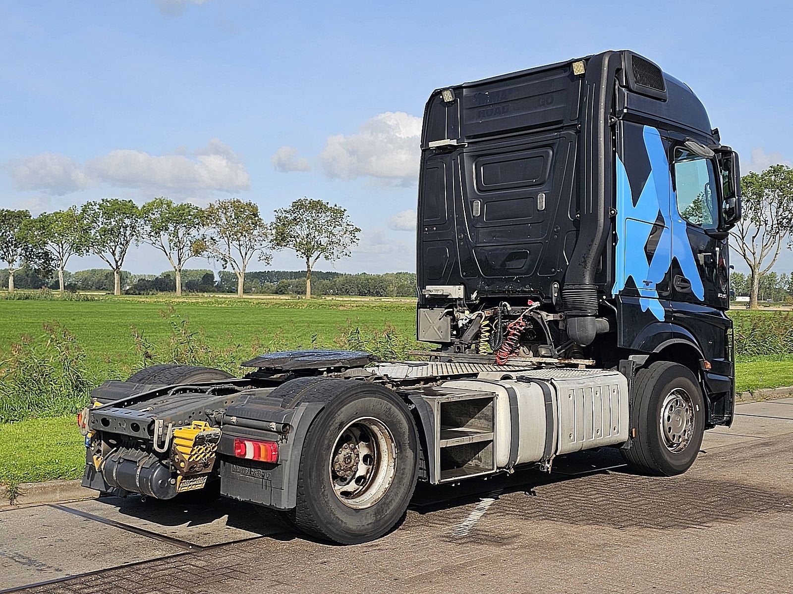 MERCEDES-BENZ ACTROS 1845 LS, Auto's, Automaat, Euro 6, Zwart, Bedrijf
