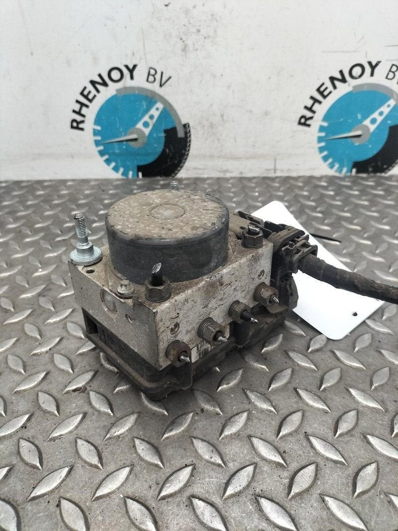 FORD KA 1.2 Cool & Sound s/s  ABS POMP  2012, Ophalen of Verzenden, Gebruikt, Stiba lid
