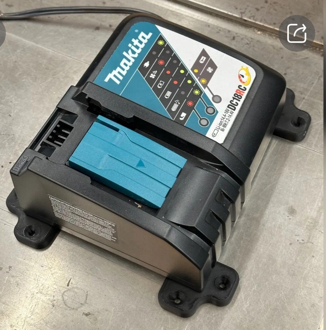 Muurbeugel voor Makita Laders DC18RC & DC18RD + boutjes, Ophalen of Verzenden, Nieuw