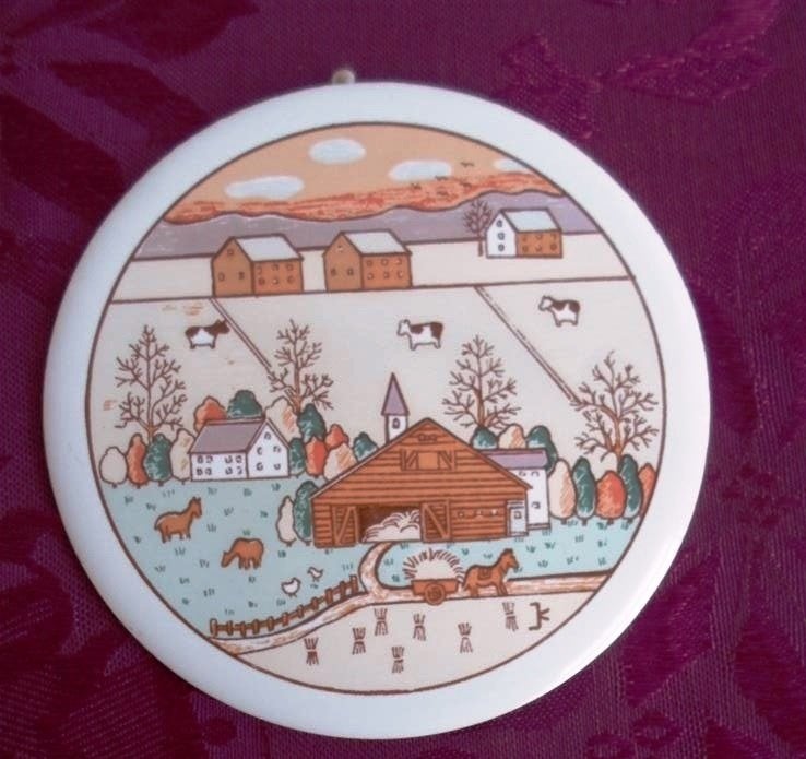 Wandbordje / Onderzetter H & R Johnson Ltd. Made in England, Huis en Inrichting, Ophalen of Verzenden, Glasonderzetter, Zo goed als nieuw