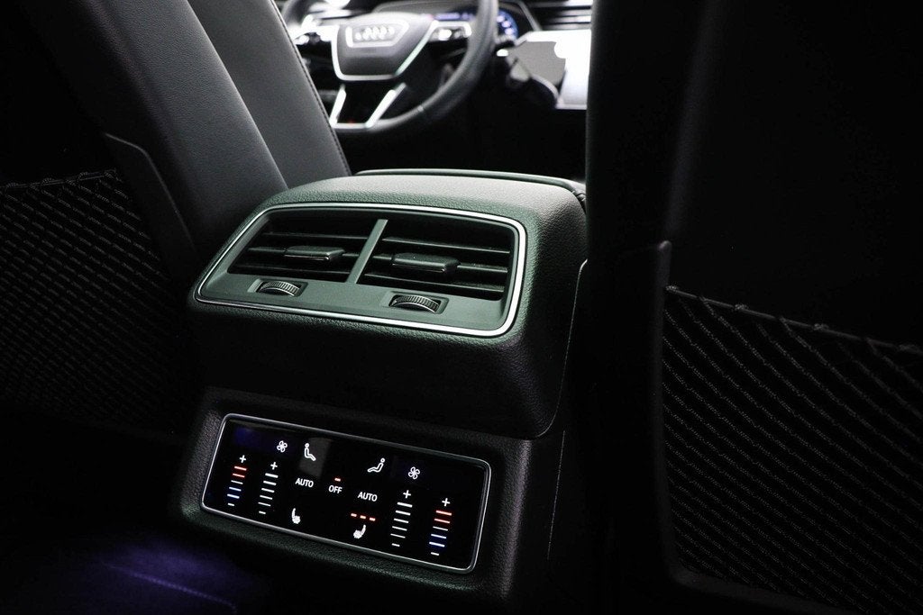 Audi e-tron 55 quattro S edition 95 kWh | SOH 98% | PANORAMA, Auto's, Audi, Automaat, Huisgarantie, 95 kWh, Met garantie (alle)