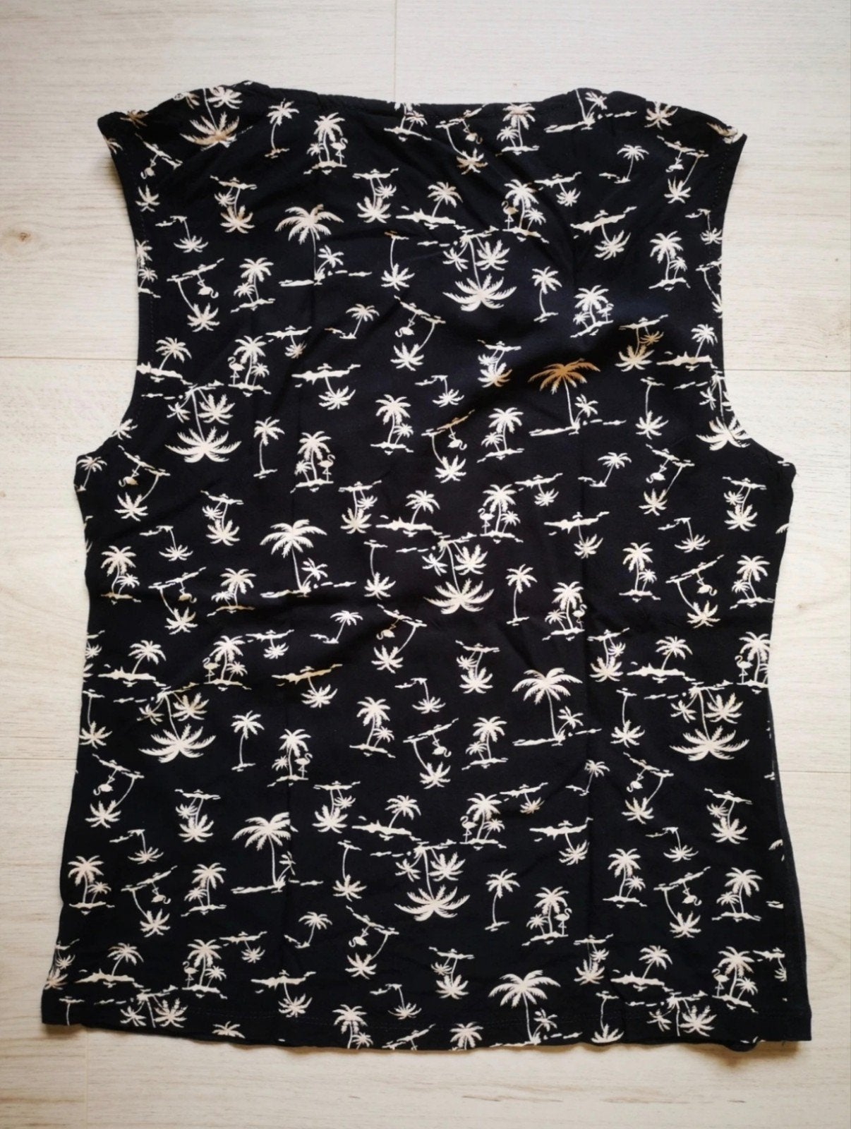 Leuk donkerblauw topje met palmbomen van Vila Joy, maat L, Blauw, Maat 42/44 (L), Ophalen of Verzenden, Zo goed als nieuw