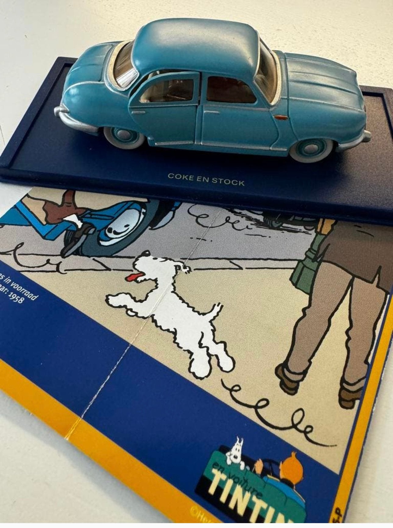 Kuifje auto 1:43 de panhard Dyna taxi uit cokes in voorraad, Ophalen of Verzenden, Kuifje, Zo goed als nieuw, Beeldje of Figuurtje