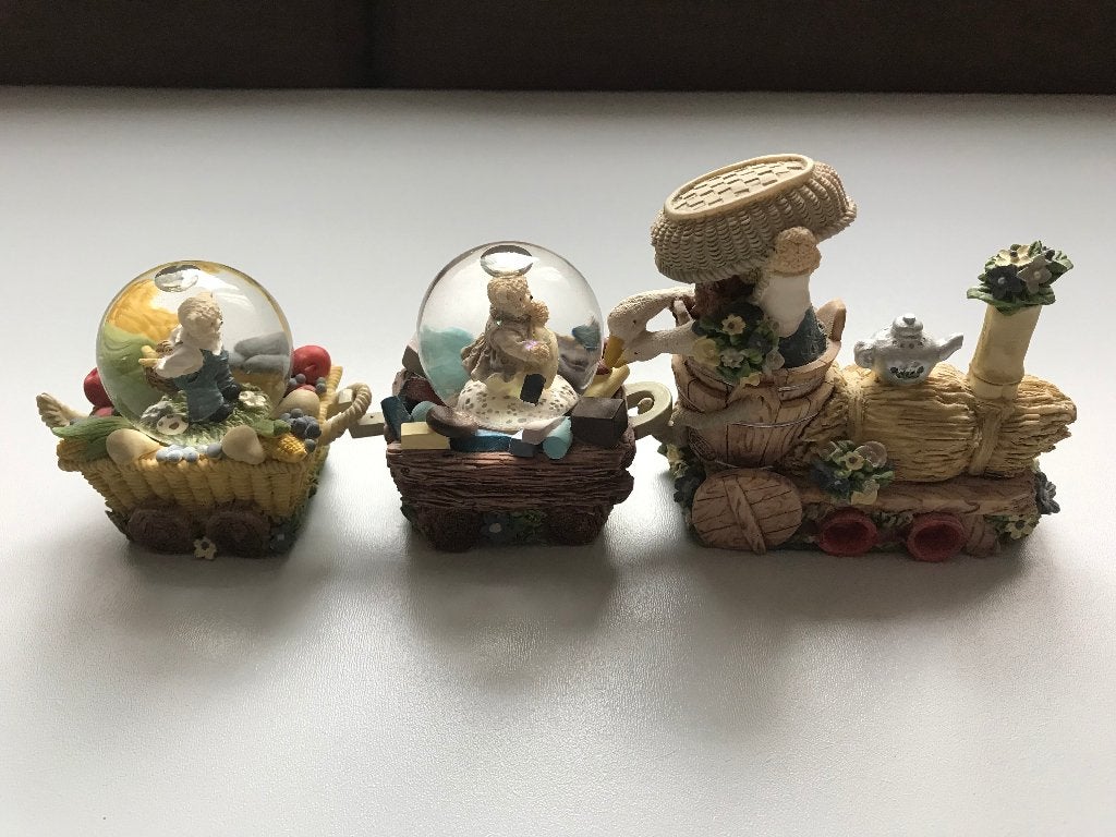Trein met sneeuwballen sneeuwbal clown dieren sneeuwbol, Ophalen of Verzenden, Gebruikt, Stoffen beer, Overige merken