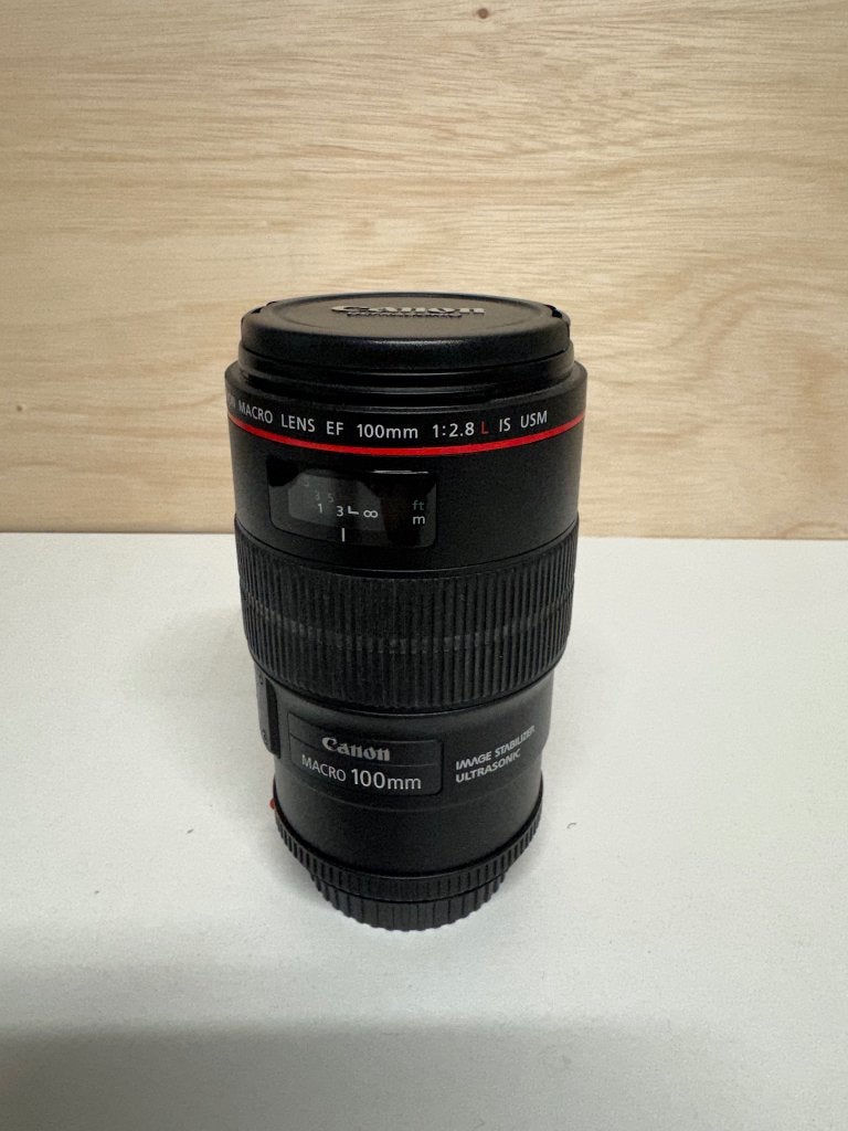 Canon Macro lens EF 100mm 2,8LIS USM, Audio, Tv en Foto, Canon, Ophalen of Verzenden, Zo goed als nieuw, Macrolens