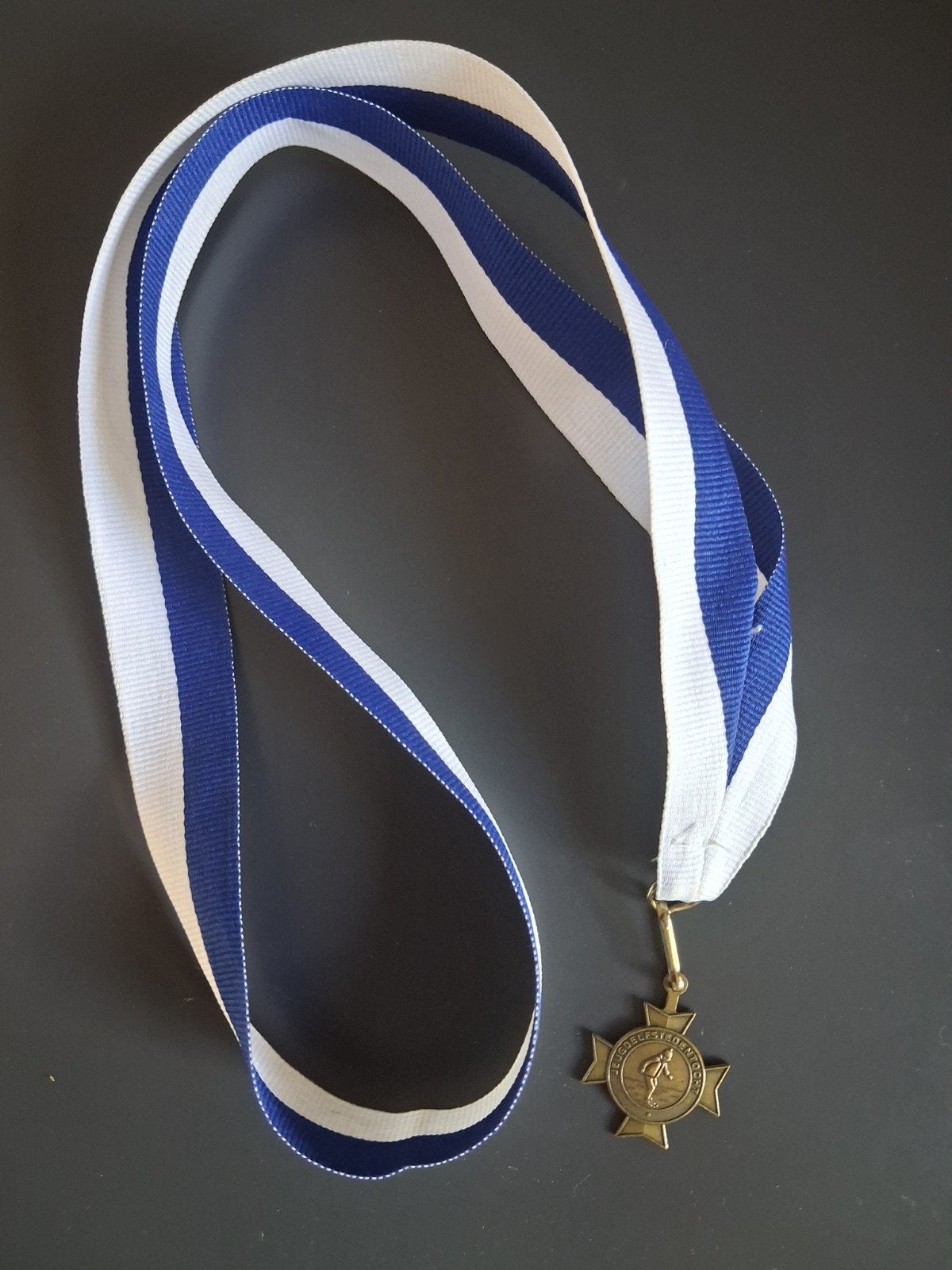 Jeugdelftstedentocht Medaille Brons kruisje elfstedentocht, Ophalen of Verzenden, Overige materialen