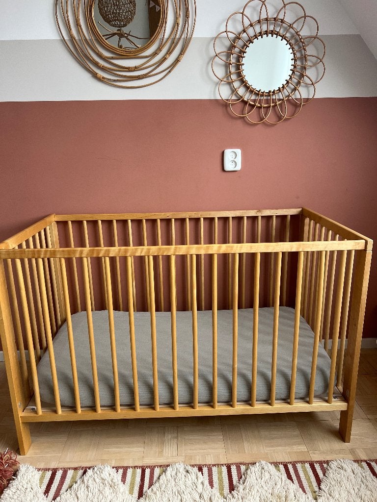 Ledikant + matras en hoeslakens, Kinderen en Baby's, Babywiegjes en Ledikanten, Ophalen, Zo goed als nieuw, Ledikant