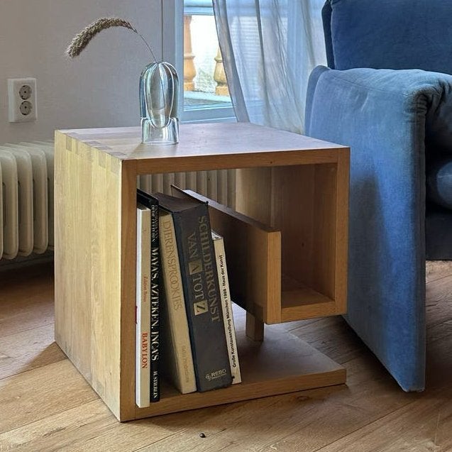 Japandi/Scandinavisch Bijzettafel massief eikenhout kubus, Huis en Inrichting, Tafels | Bijzettafels, Minder dan 55 cm, Gebruikt