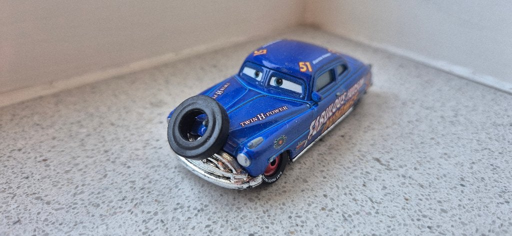 Disney Pixar Cars Fabulous Hudson Hornet with Tire, Ophalen of Verzenden, Gebruikt