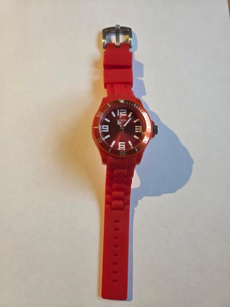 Oozoo Horloge Rood - Zo goed als nieuw, Ophalen of Verzenden, Zo goed als nieuw, Kunststof, Overige merken