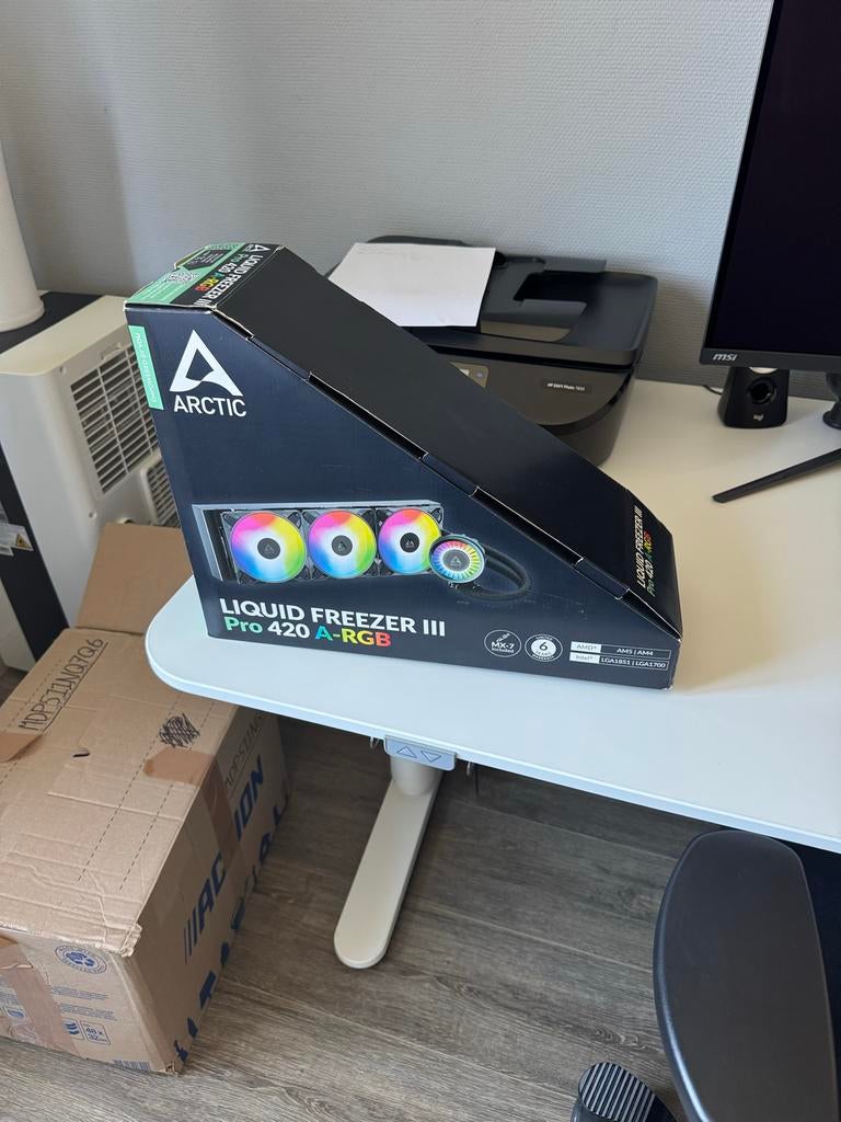 Arctic Liquid Freezer III 420 AIO Non RGB, Computers en Software, Computerkoelers, Ophalen of Verzenden, Zo goed als nieuw, Waterkoeling
