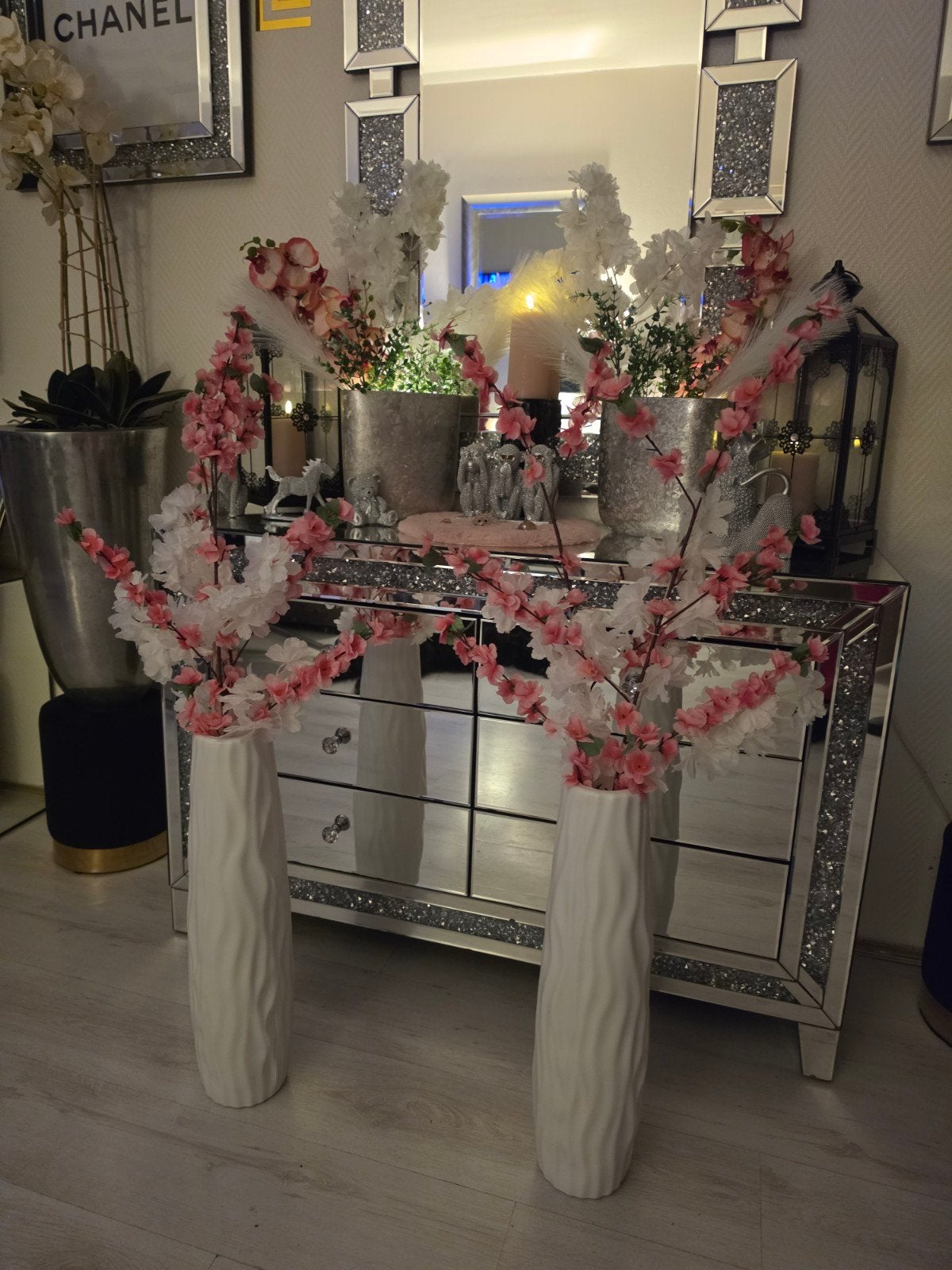 Set van 2 hoge vazen met kunstbloemen, Ophalen, Zo goed als nieuw, Inclusief decoratie, Zwart