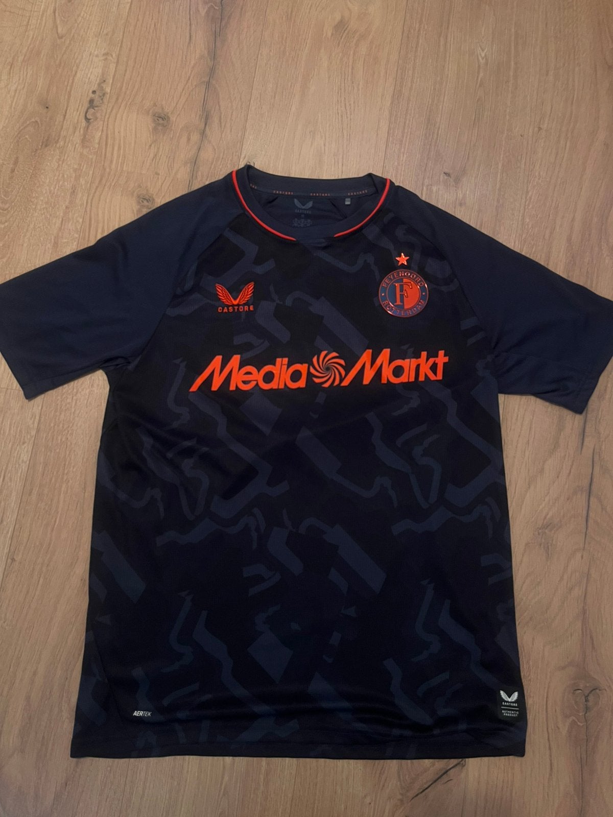 Feyenoord shirt M, Maat M, Verzenden, Zo goed als nieuw, Shirt
