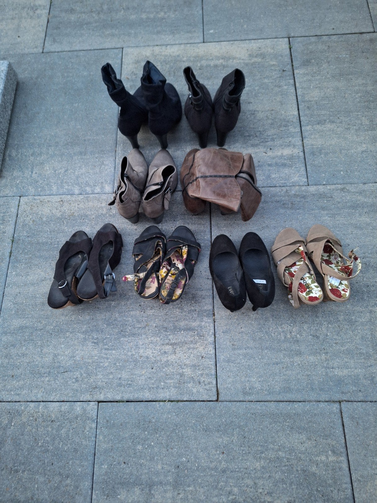 Dames schoenen en dames laarsjes maat 40, Ophalen, Zo goed als nieuw, Zwart