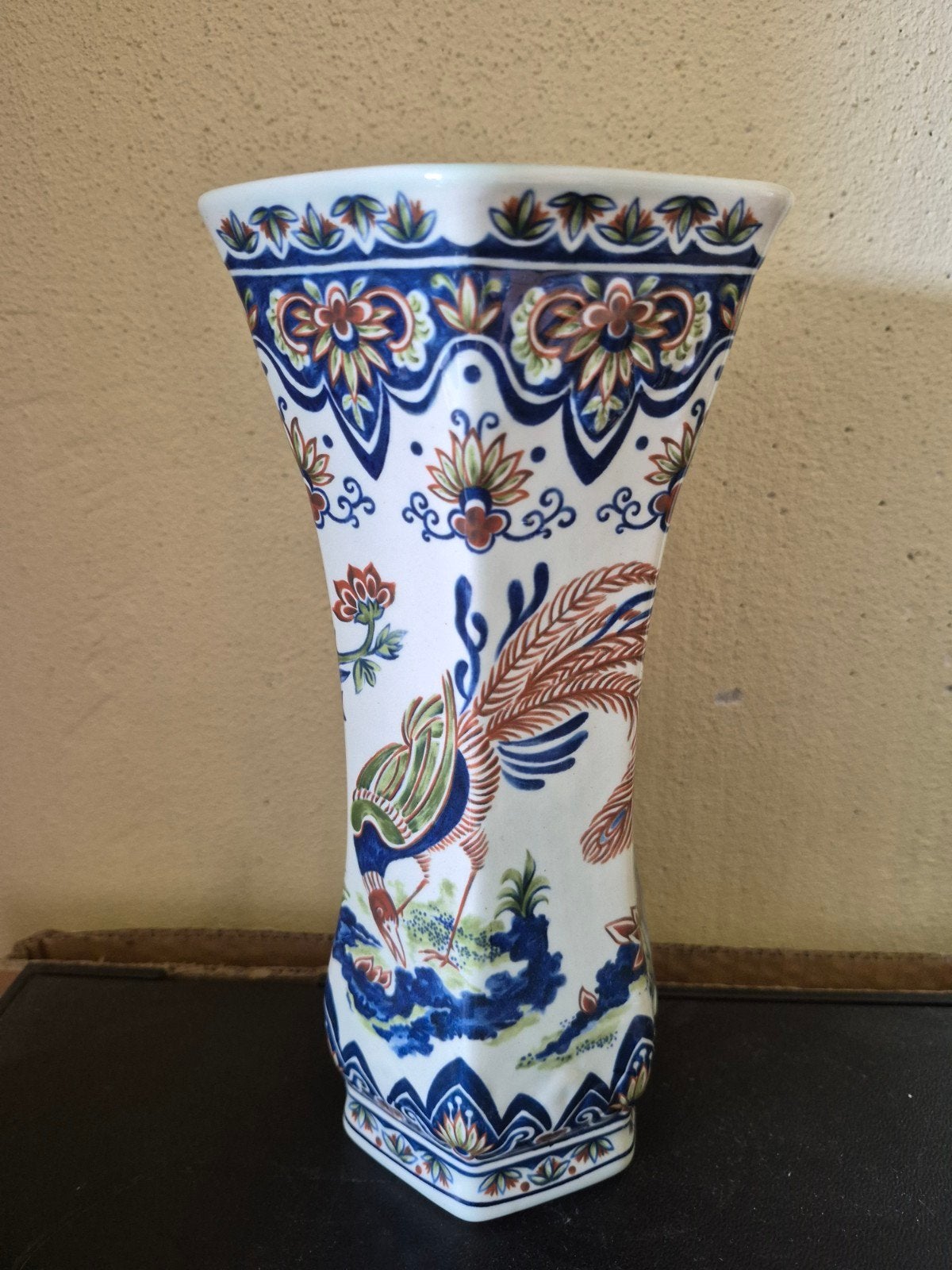Villeroy & Boch Handworked Vaas met Pauw en Bloemen, 24 cm, Ophalen of Verzenden