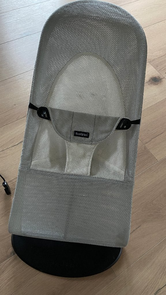 Baby Bjorn wipstoel type Bliss met boog, Wipstoel, Met gordel(s) of riempje(s), Zo goed als nieuw, Ophalen