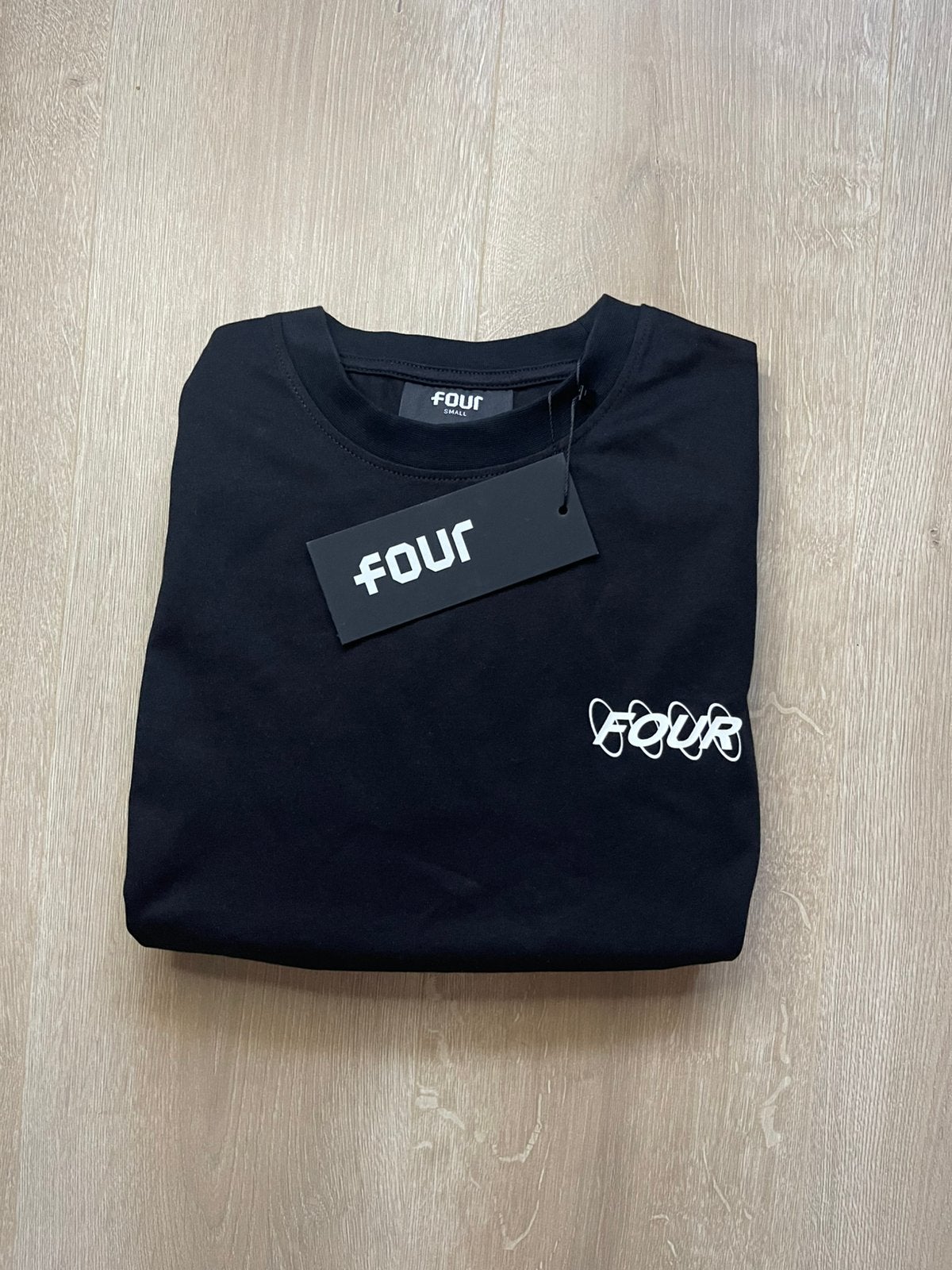 FOUR Amsterdam T-Shirt, Verzenden, Nieuw, Maat 46 (S) of kleiner, Zwart