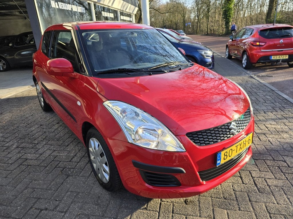 Suzuki Swift 1.2 Comfort EASSS | 2E EIGENAAR | 12MND GARANTI, Voorwielaandrijving, Stof, Gebruikt, Stoelverwarming