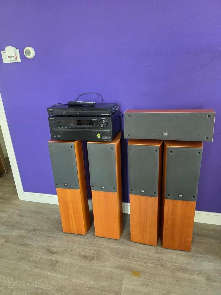 JBL-luidsprekerset plus Onkyo-versterker XTi 40, Audio, Tv en Foto, Luidsprekers, Ophalen, Gebruikt, JBL, Complete surroundset