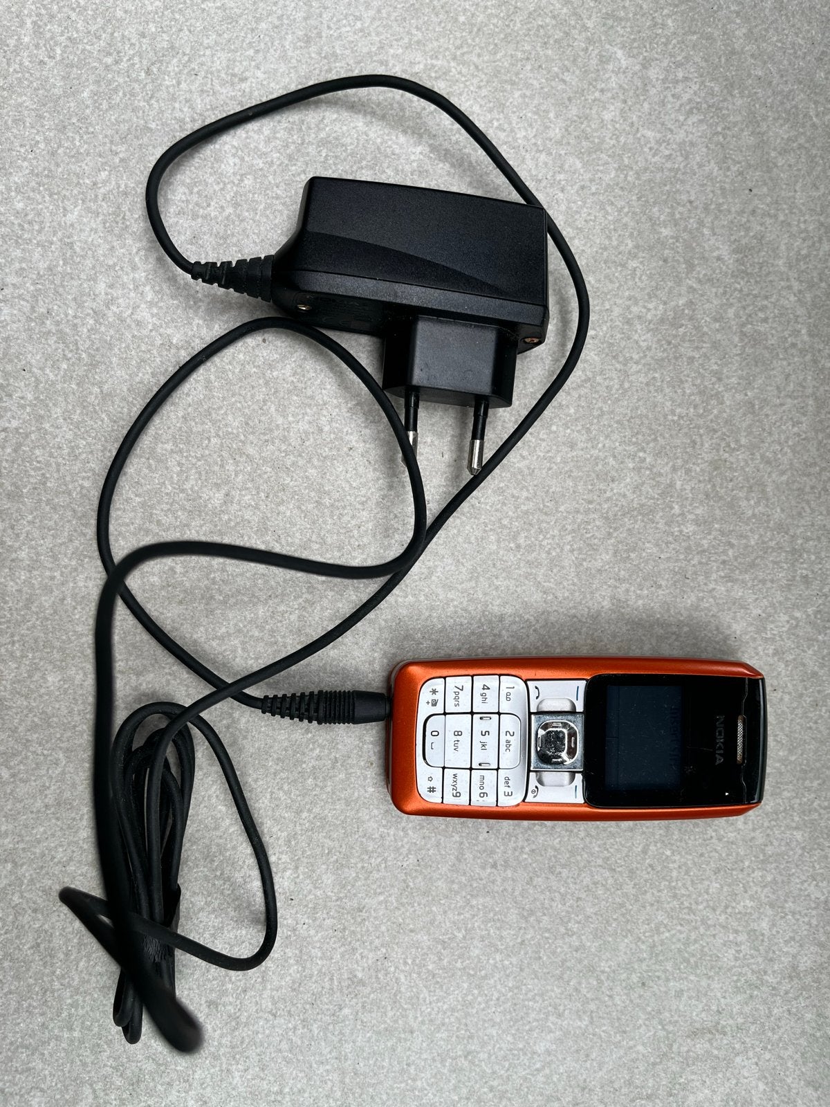 Nokia klassieke telefoon - Oranje - Zonder simkaart, Telecommunicatie, Mobiele telefoons | Nokia, Ophalen, Gebruikt, Overige kleuren