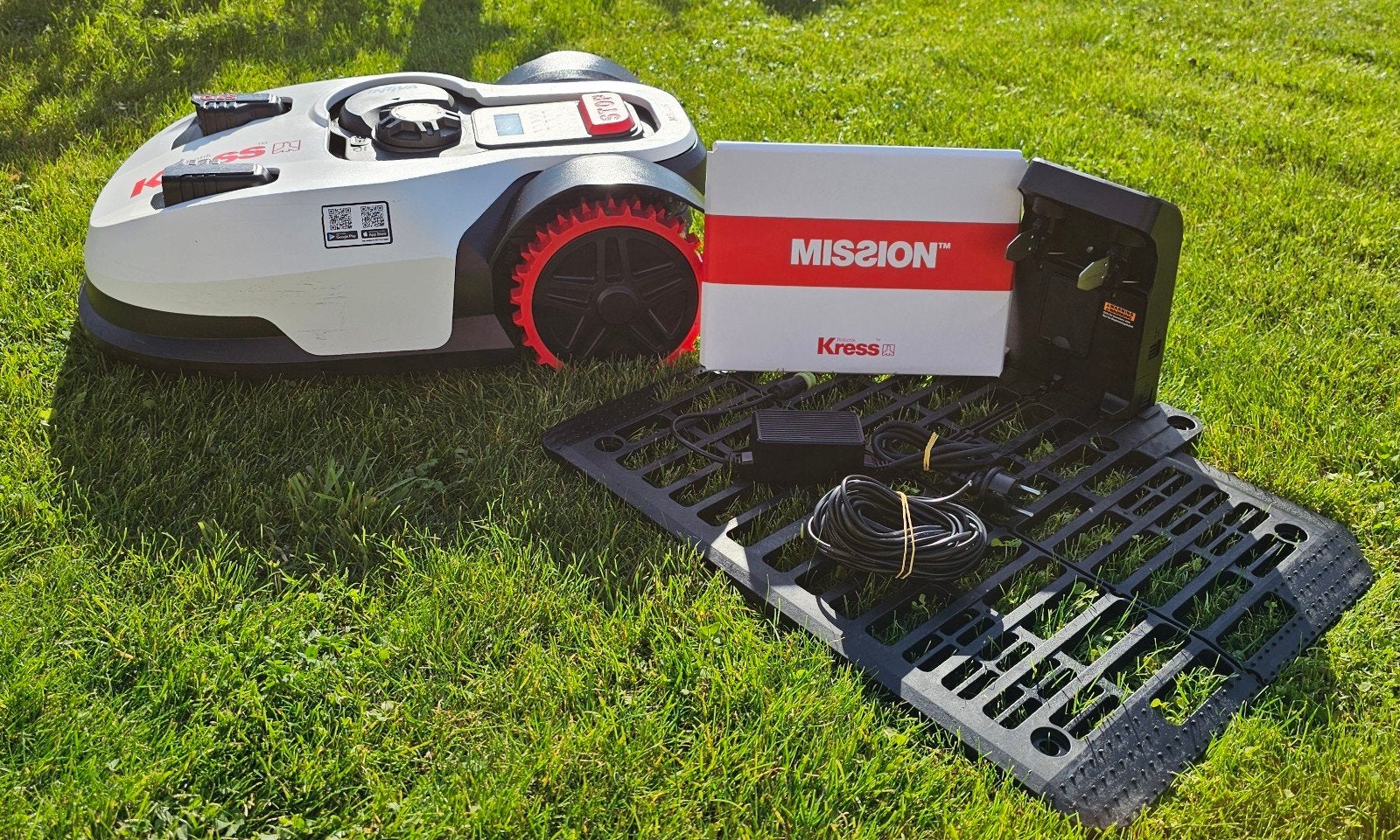 Kress KR121e robotmaaier met OAS tot 1500m2. Aankoop 10-2024, Kress, Ophalen of Verzenden, Zo goed als nieuw, Met regensensor