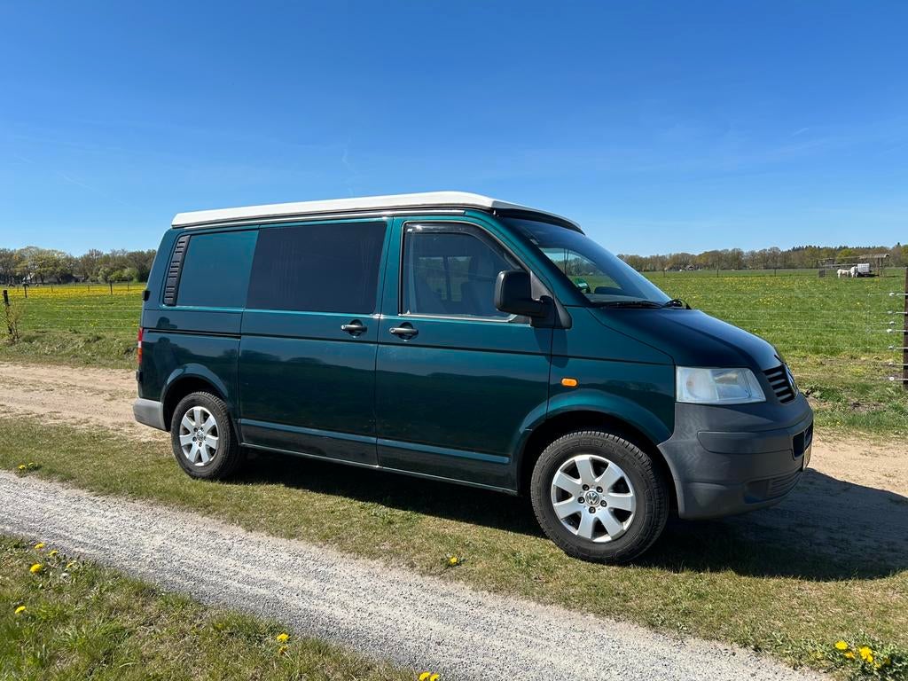 Volkswagen T5 Camper 2.5 TDI 130pk - 2006 Groen, Auto's, Volkswagen, Particulier, Diesel, Origineel Nederlands, Groen, Ophalen
