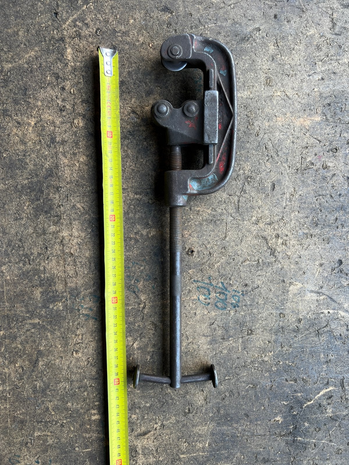 Robuuste pijpsnijder -, Doe-het-zelf en Verbouw, Gereedschap | Handgereedschap, Ophalen of Verzenden, Gebruikt, Snijgereedschap