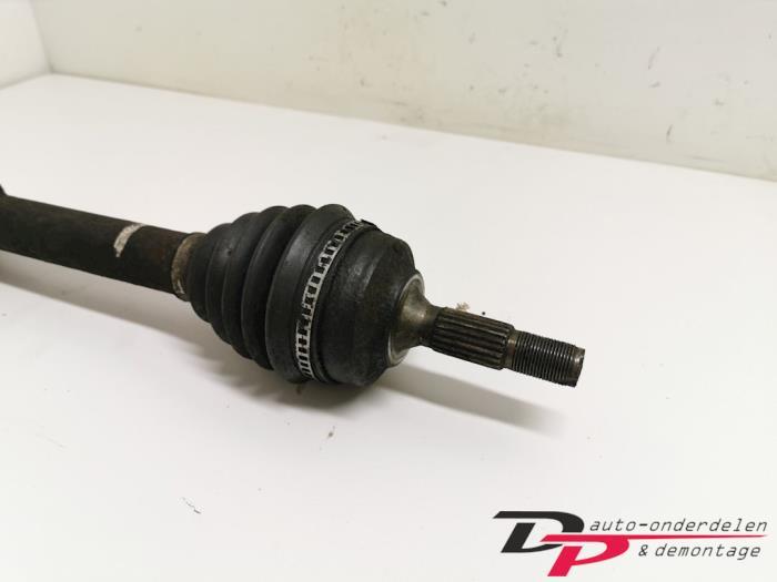 Aandrijfas links-voor van een Peugeot 206, Auto-onderdelen, Gebruikt, -, -, Ophalen of Verzenden