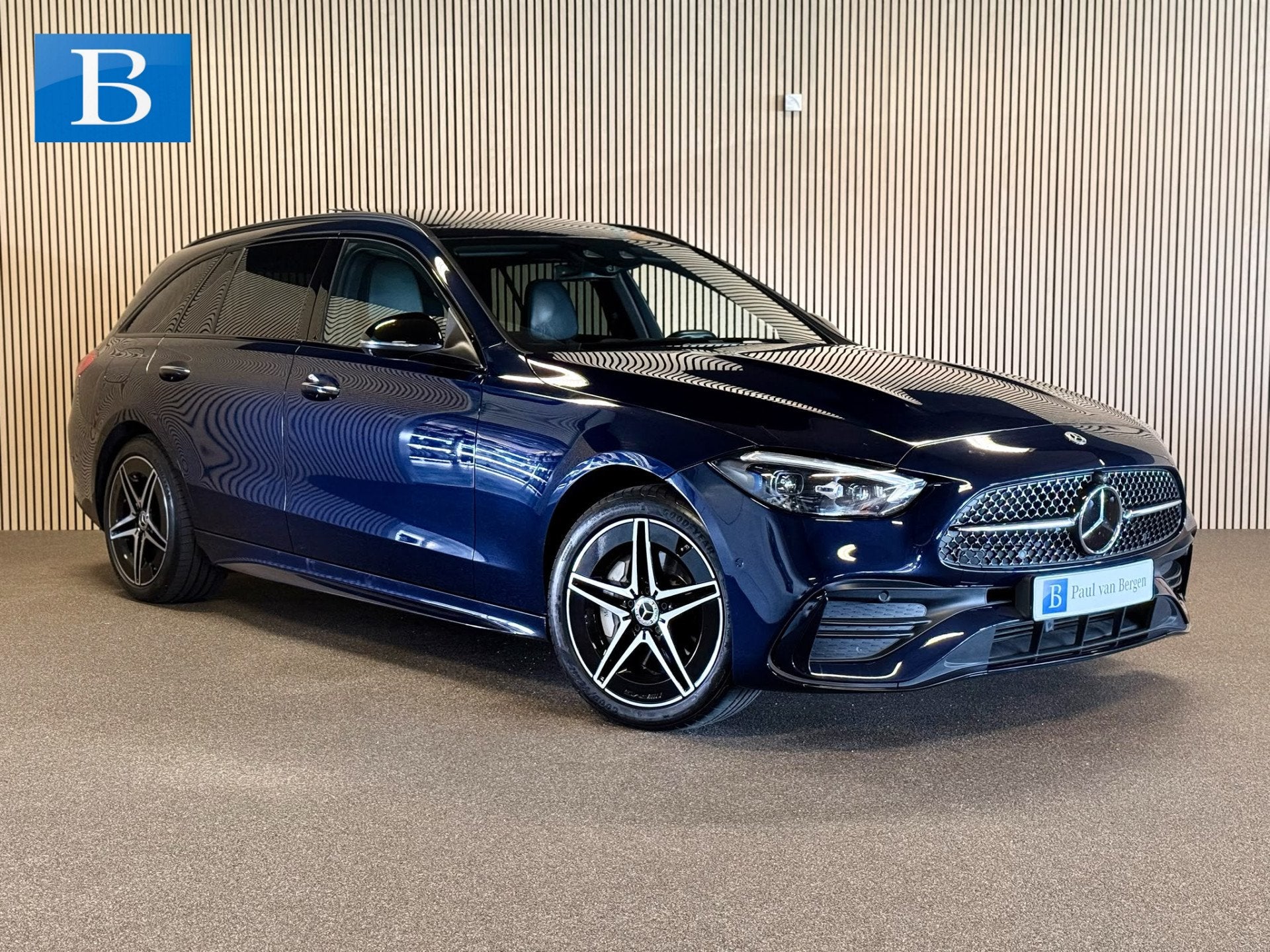 Mercedes-Benz C-Klasse Estate 300e AMG STYLING-SOH 97%-PANOR, Auto's, Automaat, Achterwielaandrijving, 4 cilinders, Blauw