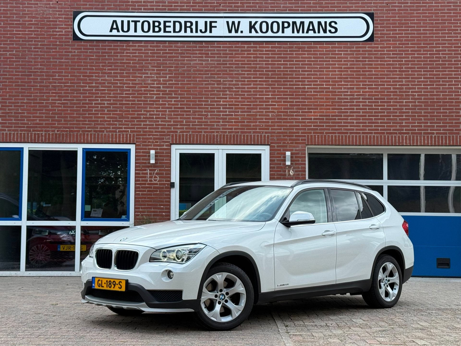 BMW X1 SDrive20i Executive, Auto's, Euro 6, 4 cilinders, Origineel Nederlands, 184 pk