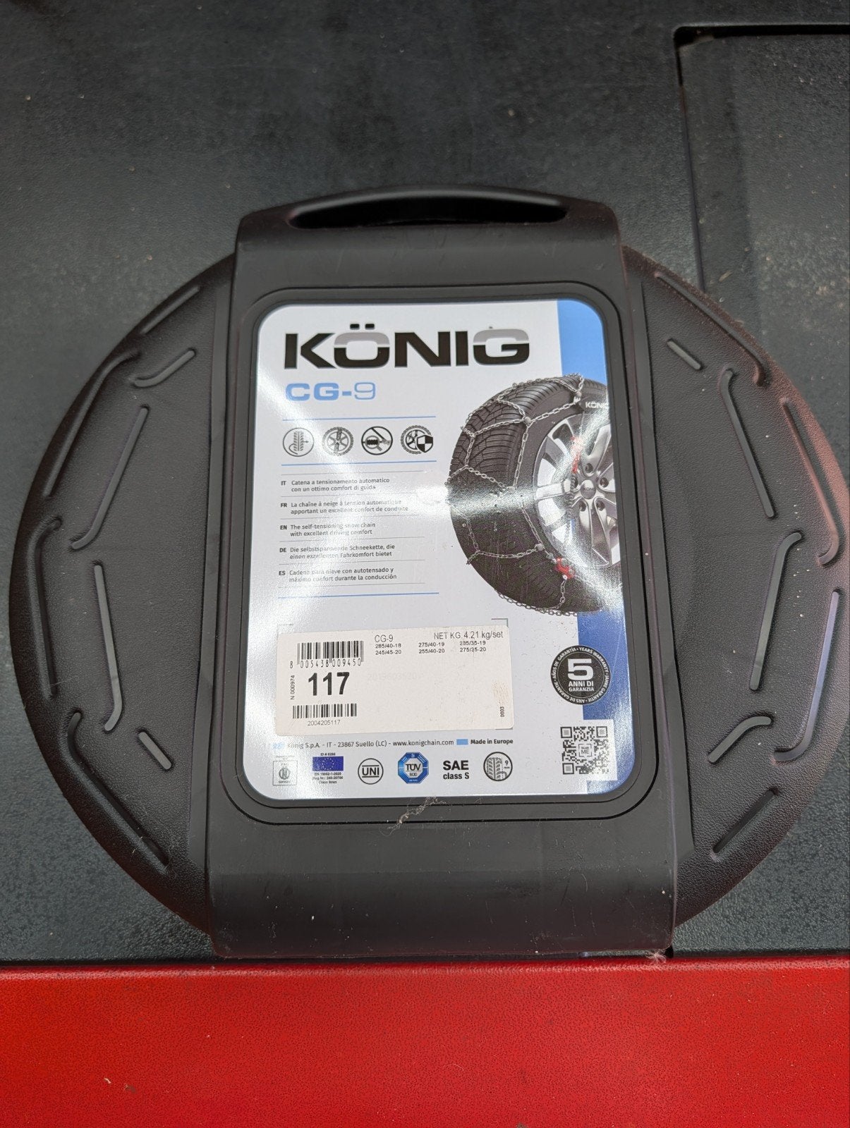 König CG-9 Sneeuwkettingen - oa Tesla Model Y, Ophalen of Verzenden, Zo goed als nieuw