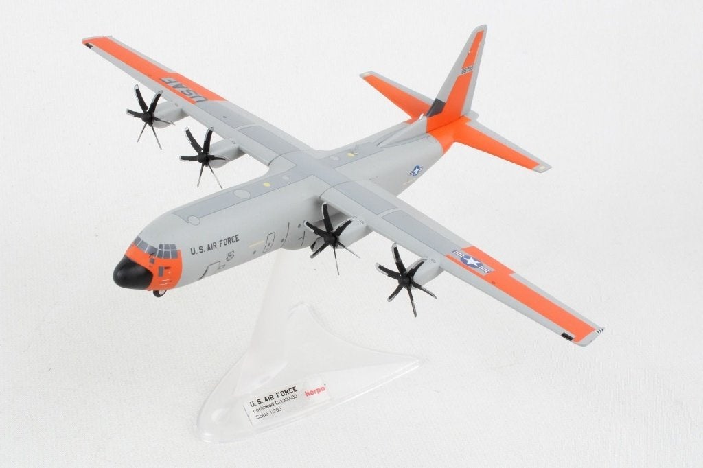 C-130J Hercules 61st AS 19th AW U.S. Air Force Herpa 572200, Verzamelen, Schaalmodel, Herpa Miniaturmodelle GmbH Leonrodstraße 46-47 herpa@herpa.de