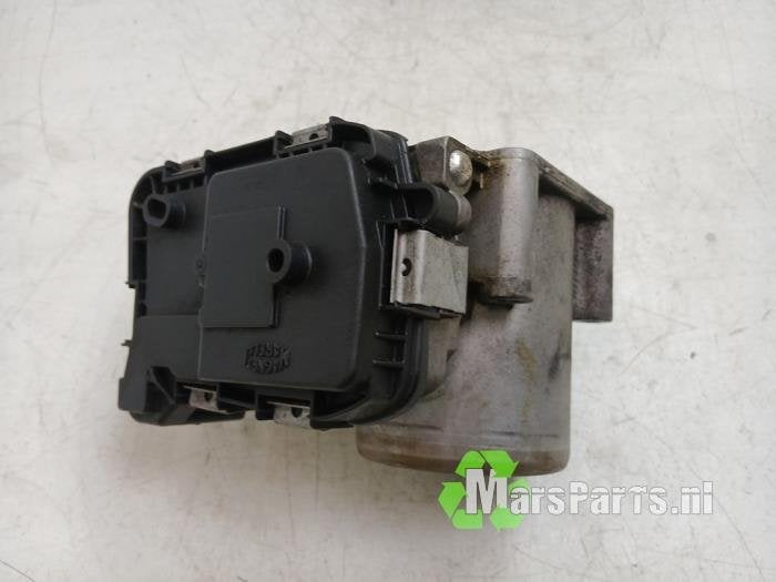 Gasklephuis van een Volkswagen Golf, Gebruikt, -, Volkswagen, -