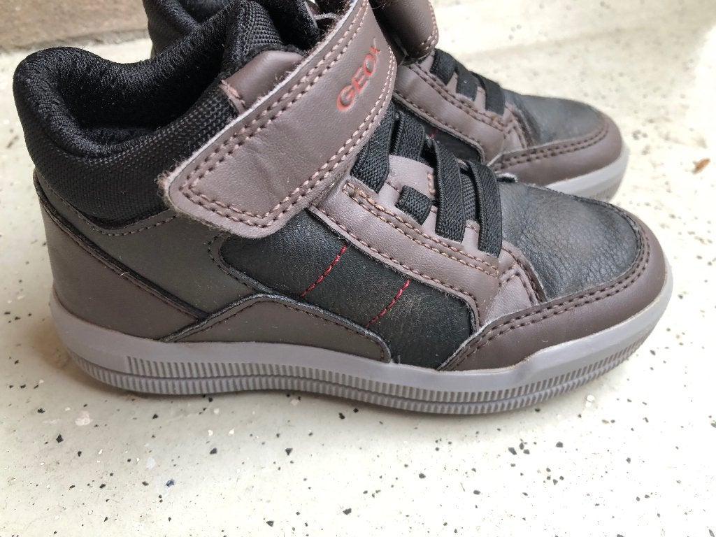 Geox schoenen, Gebruikt, Schoenen, Ophalen of Verzenden, Jongen