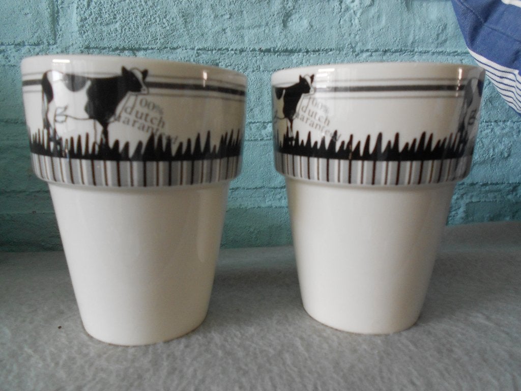 2 mooie Holland souvenier melk bekers koe, Ophalen, Gebruikt, Overige merken, Mok